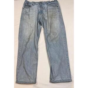 Distressed Levi's Light Wash Denim Jeans